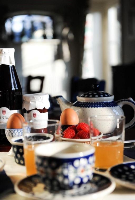 Bed & Breakfast De Neust Beesd Exterior photo